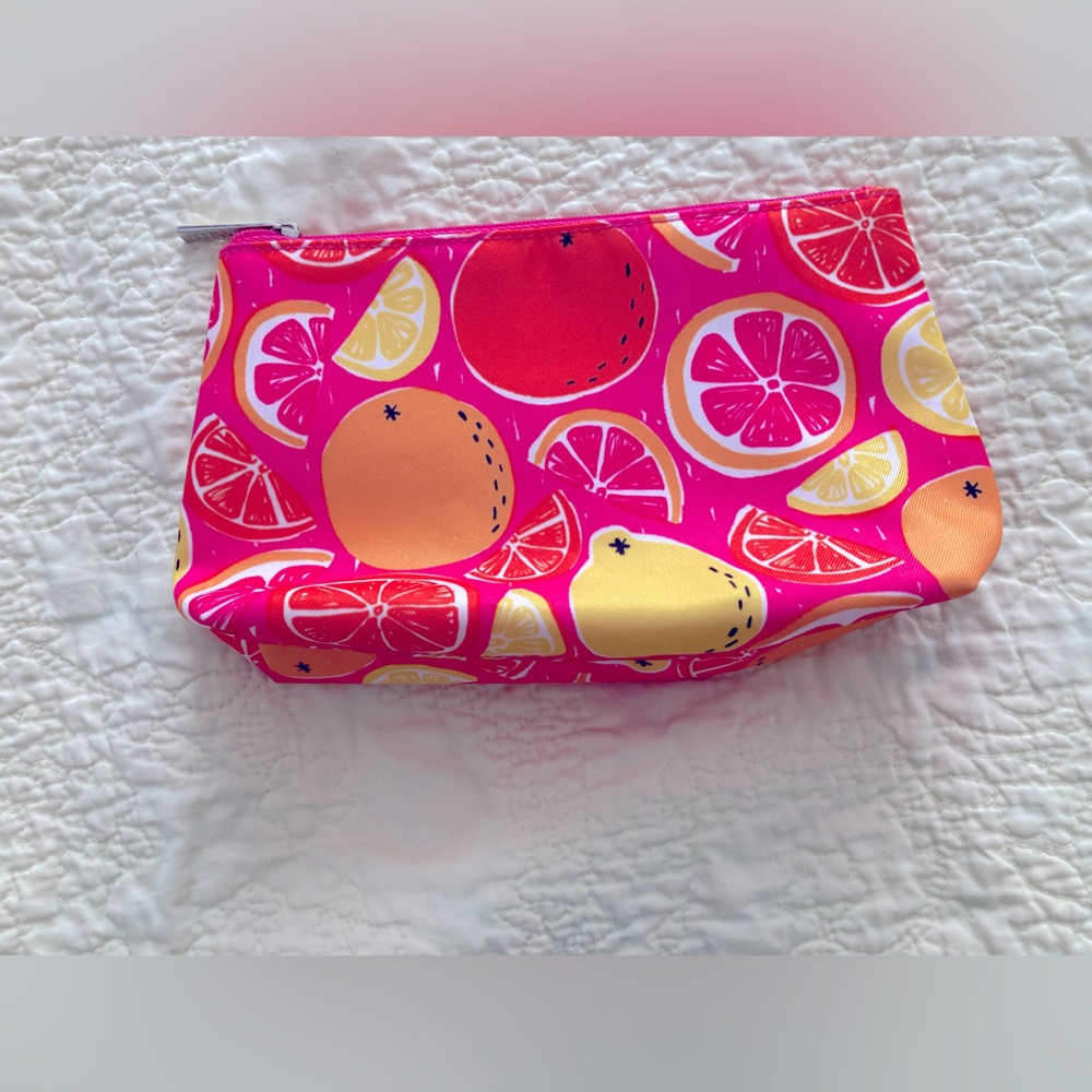 NWOT Clinique Cosmetics Bag